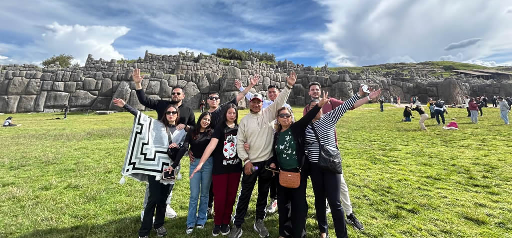 sacsayhuaman entrada